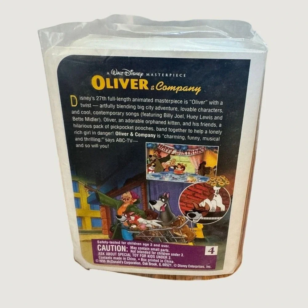 Disney Oliver & Company Dodger Action Figure 1996 McDonald's Happy Meal Toy